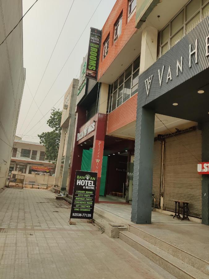 Banyan Hotel&Restro Hisār Exterior foto