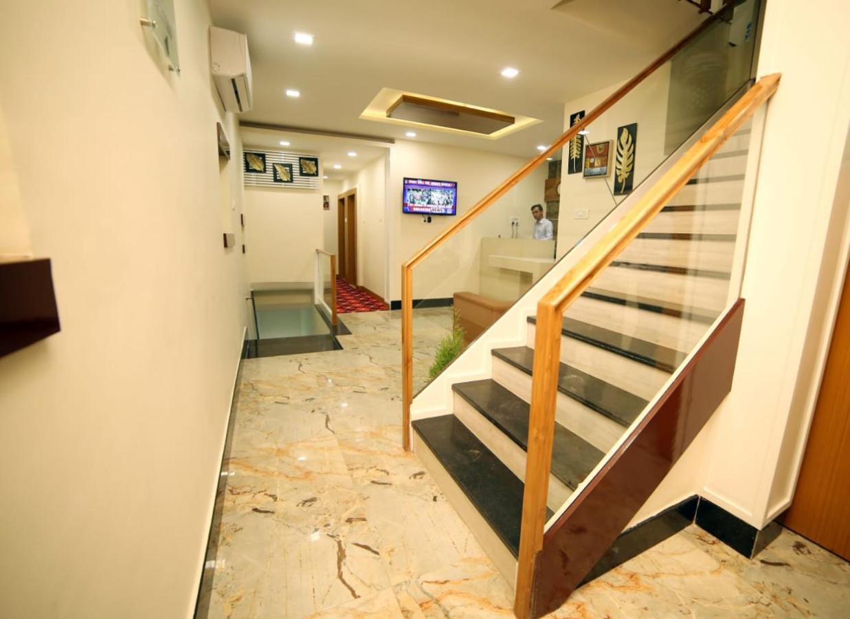 Banyan Hotel&Restro Hisār Exterior foto